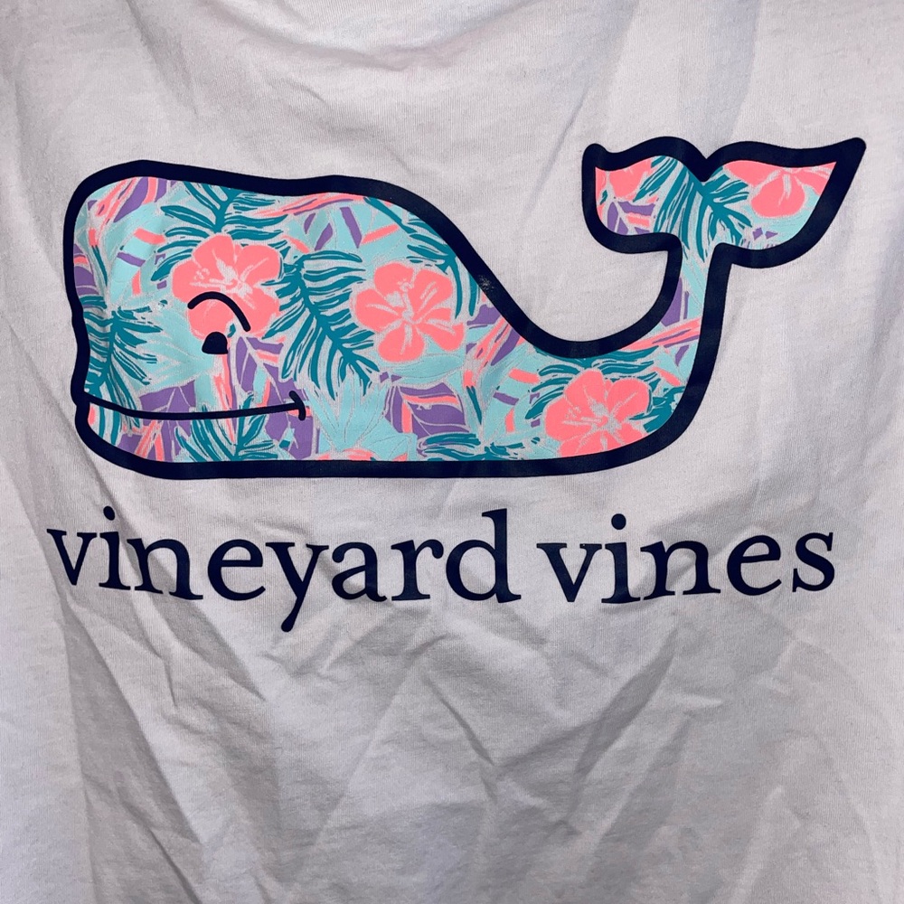 Vineyard vine longsleeve